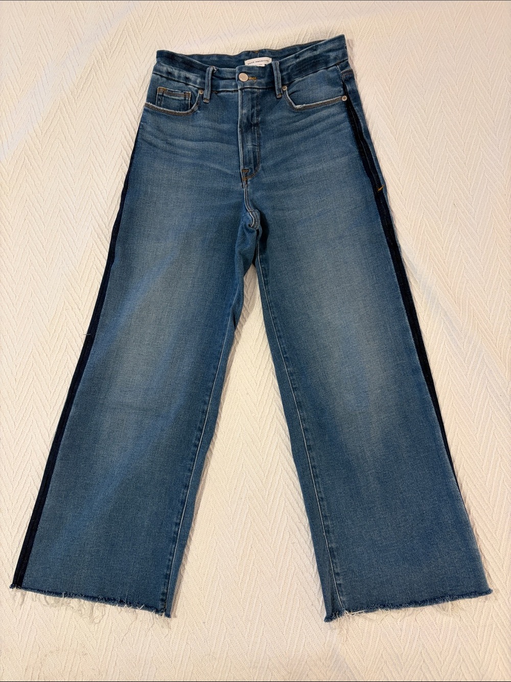 Good American Good Waist Palazzo Crop Wide Leg Blue Jeans with Side Stripe